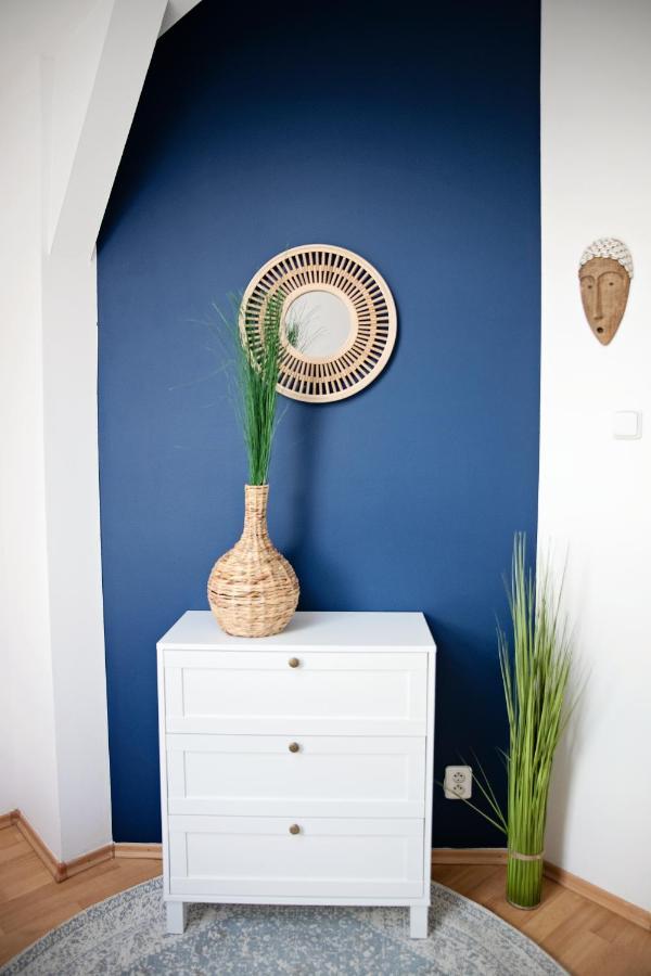 Cozy Modern Apartment In The Old Town - Hlavna Street โกชิเซ ภายนอก รูปภาพ